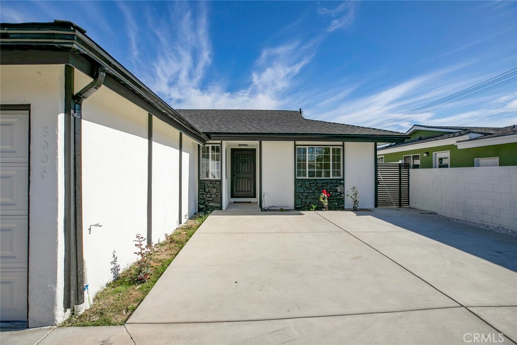 Property Photo:  8006 Ben Avenue  CA 91605 