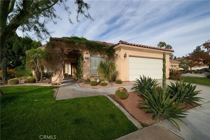 Property Photo:  40665 Ventana Court  CA 92260 