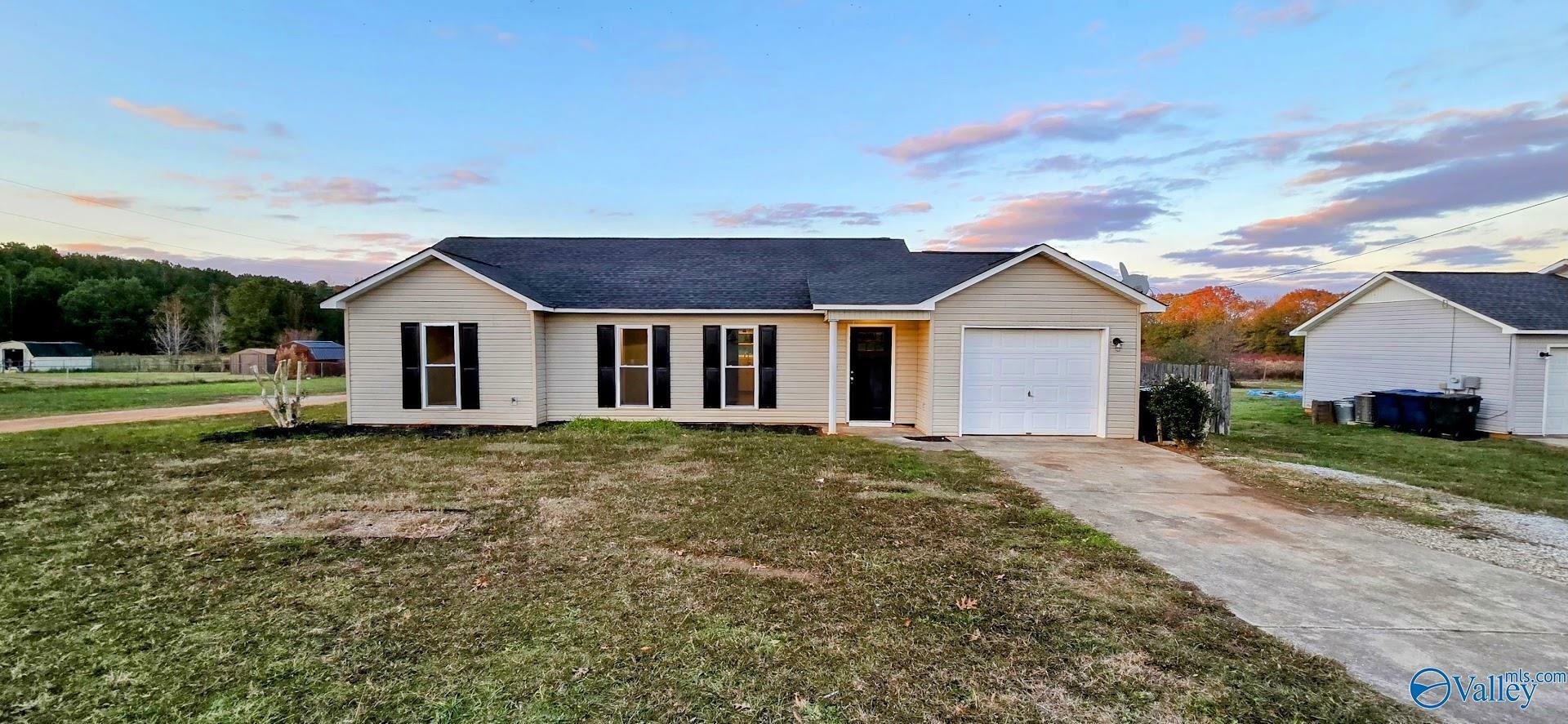 Property Photo:  1539 Ready Section Road  AL 35750 