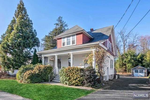 Property Photo:  30 Morris Avenue  NJ 07457 