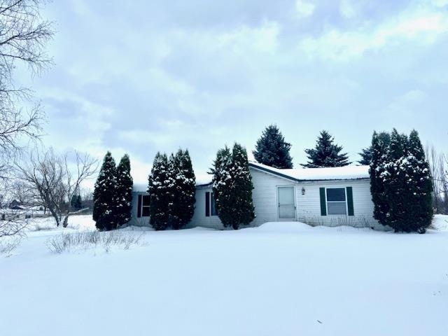 2874 Crestview Drive  Petoskey MI 49770 photo