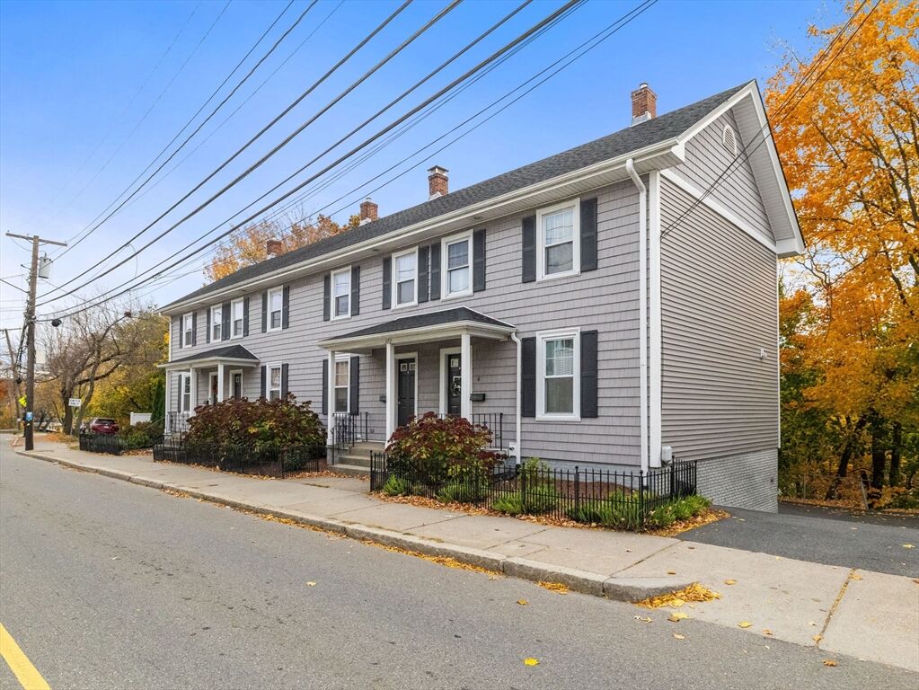 Property Photo:  372 River St 4  MA 02453 
