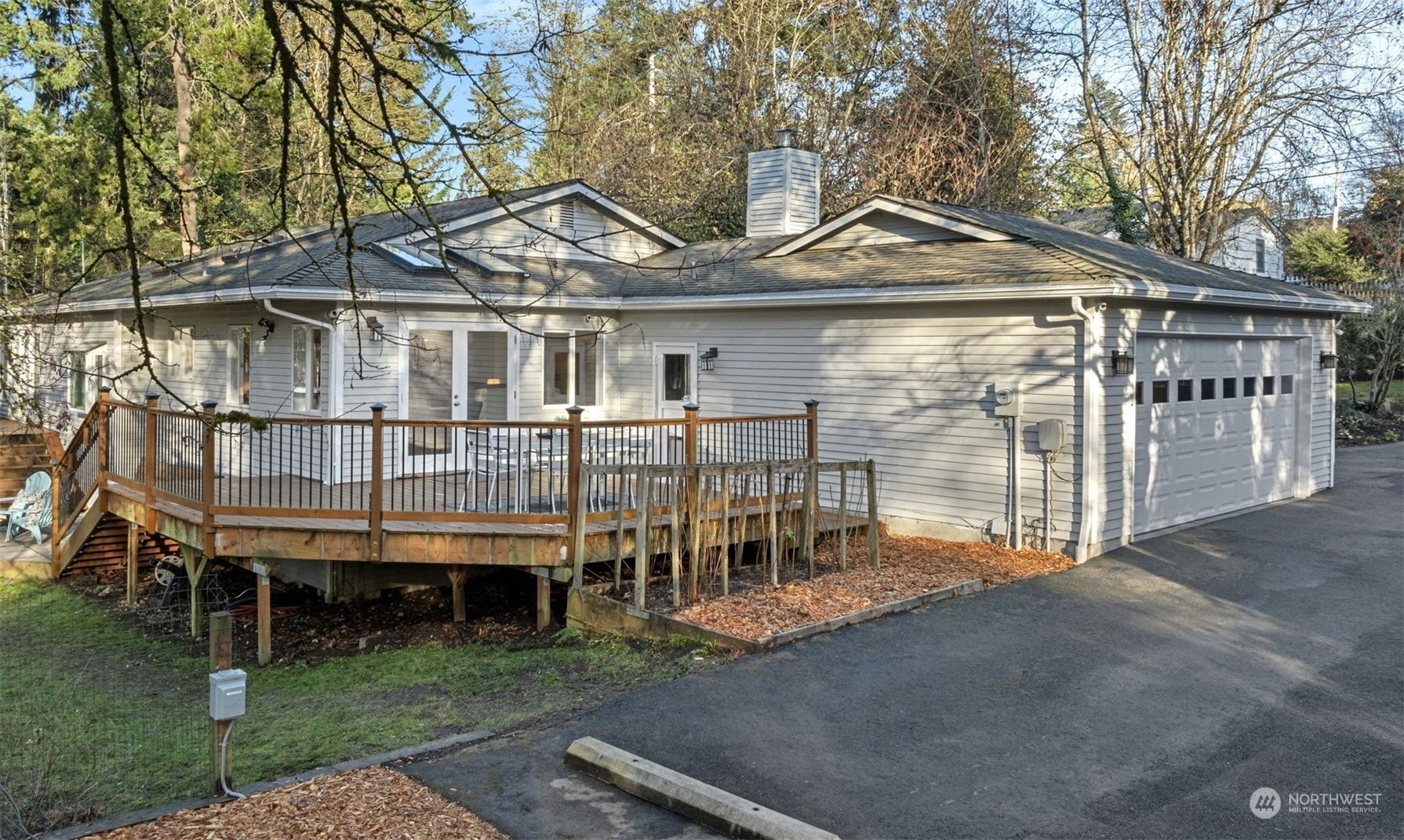 Property Photo:  7323  151st Avenue NE  WA 98052 