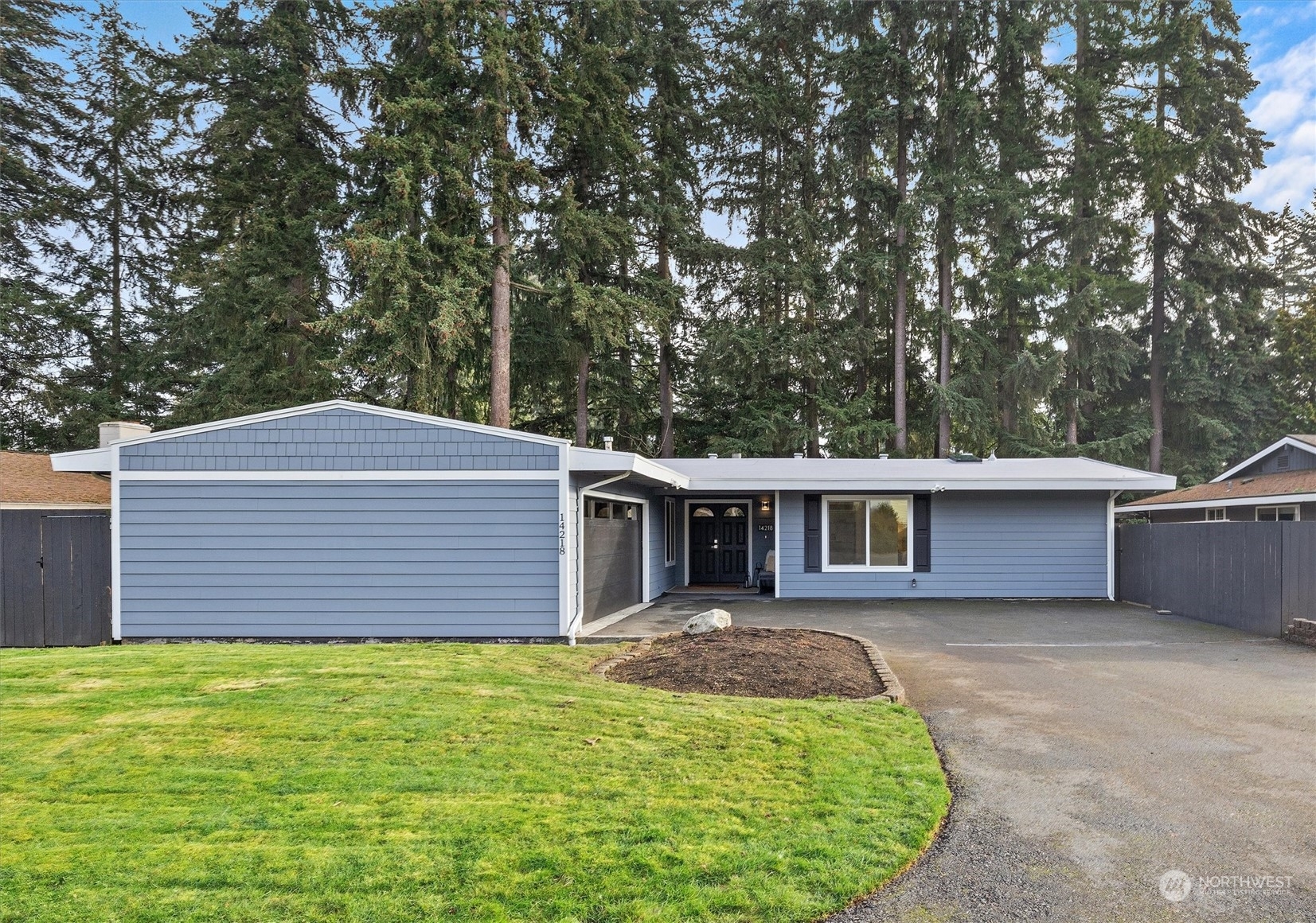 Property Photo:  14218  119th Avenue NE  WA 98034 