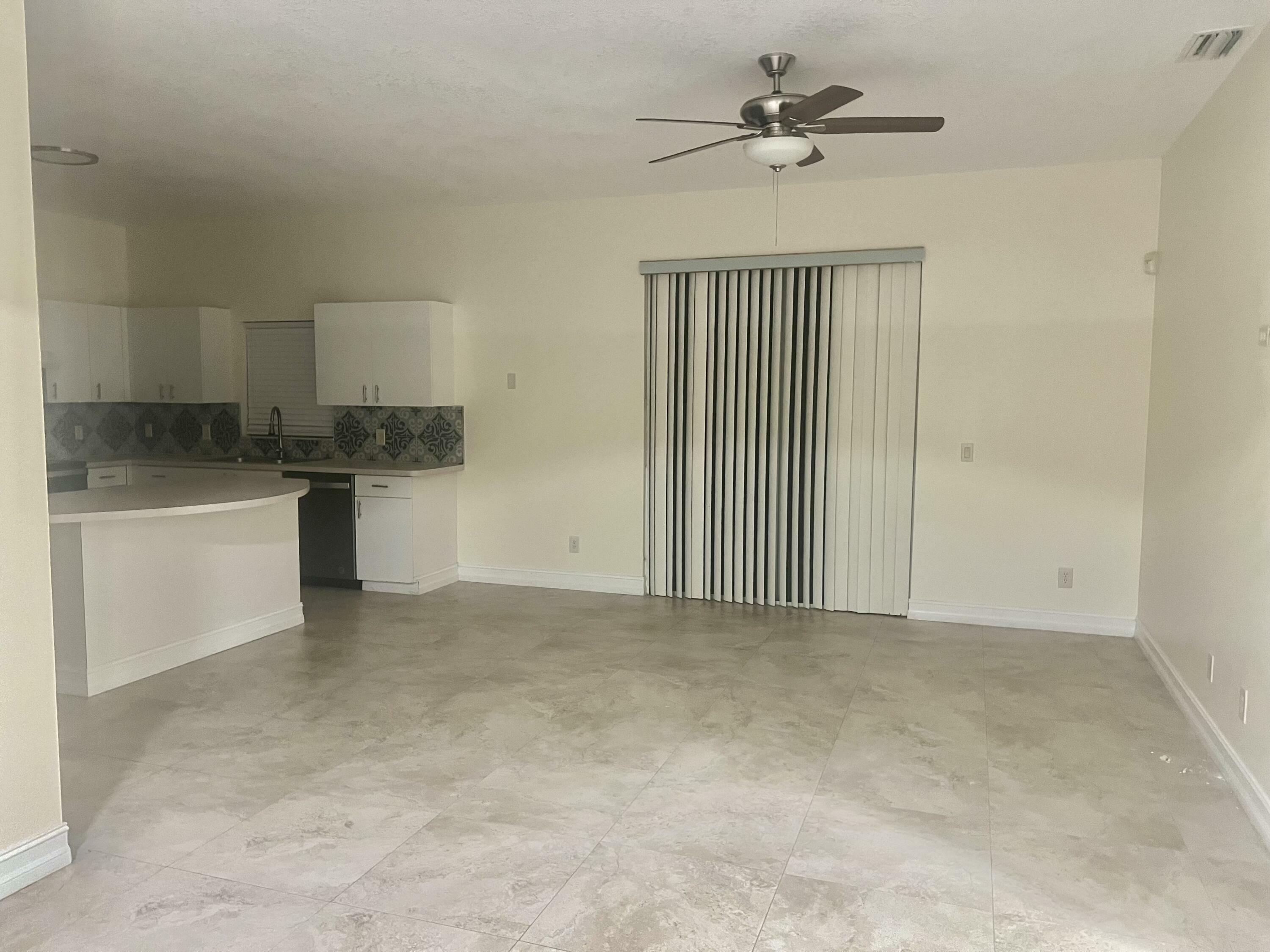 Property Photo:  158 SW Essex Drive  FL 34984 