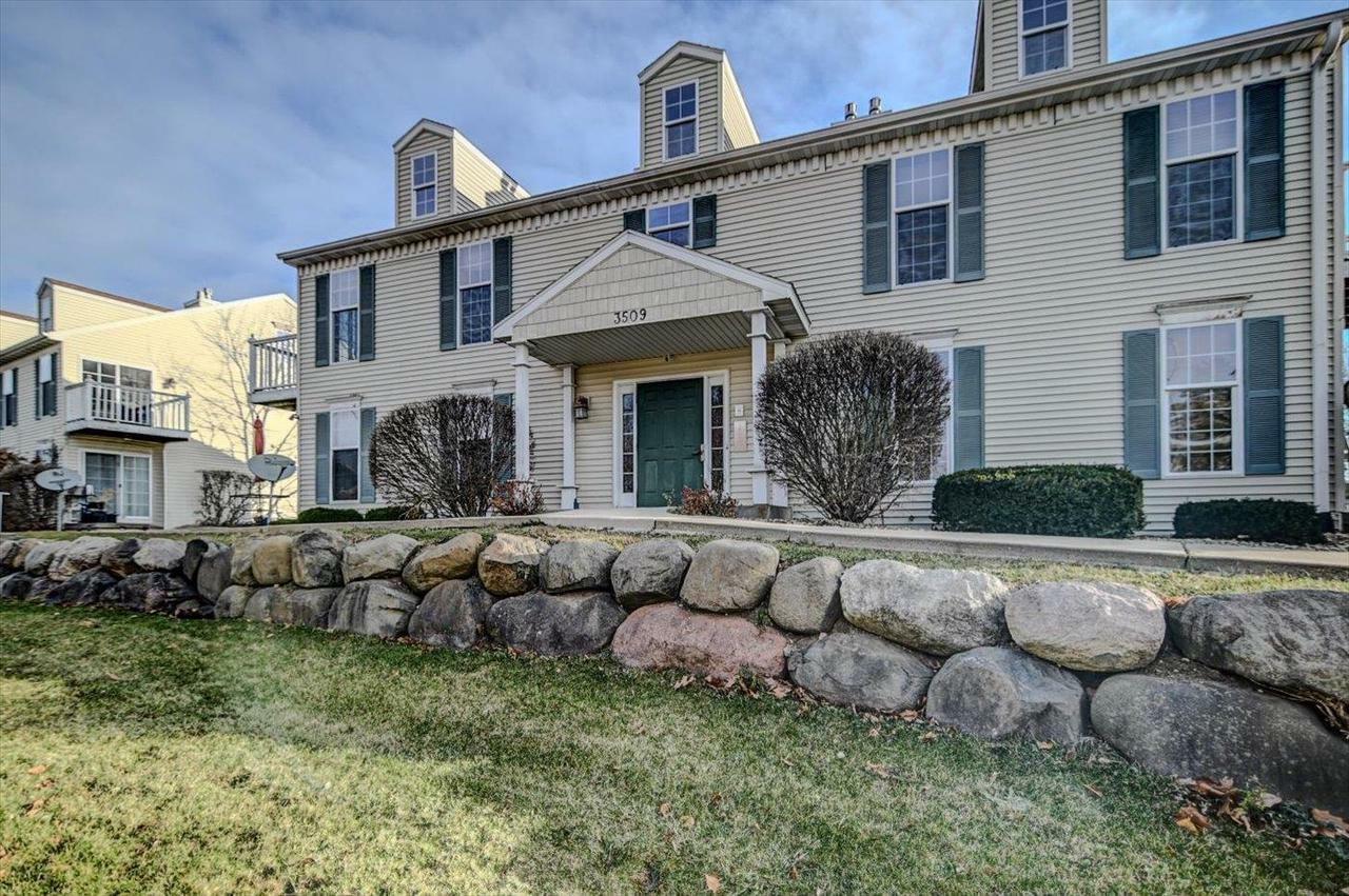 Property Photo:  3509 Maple Grove Drive 3  WI 53719 