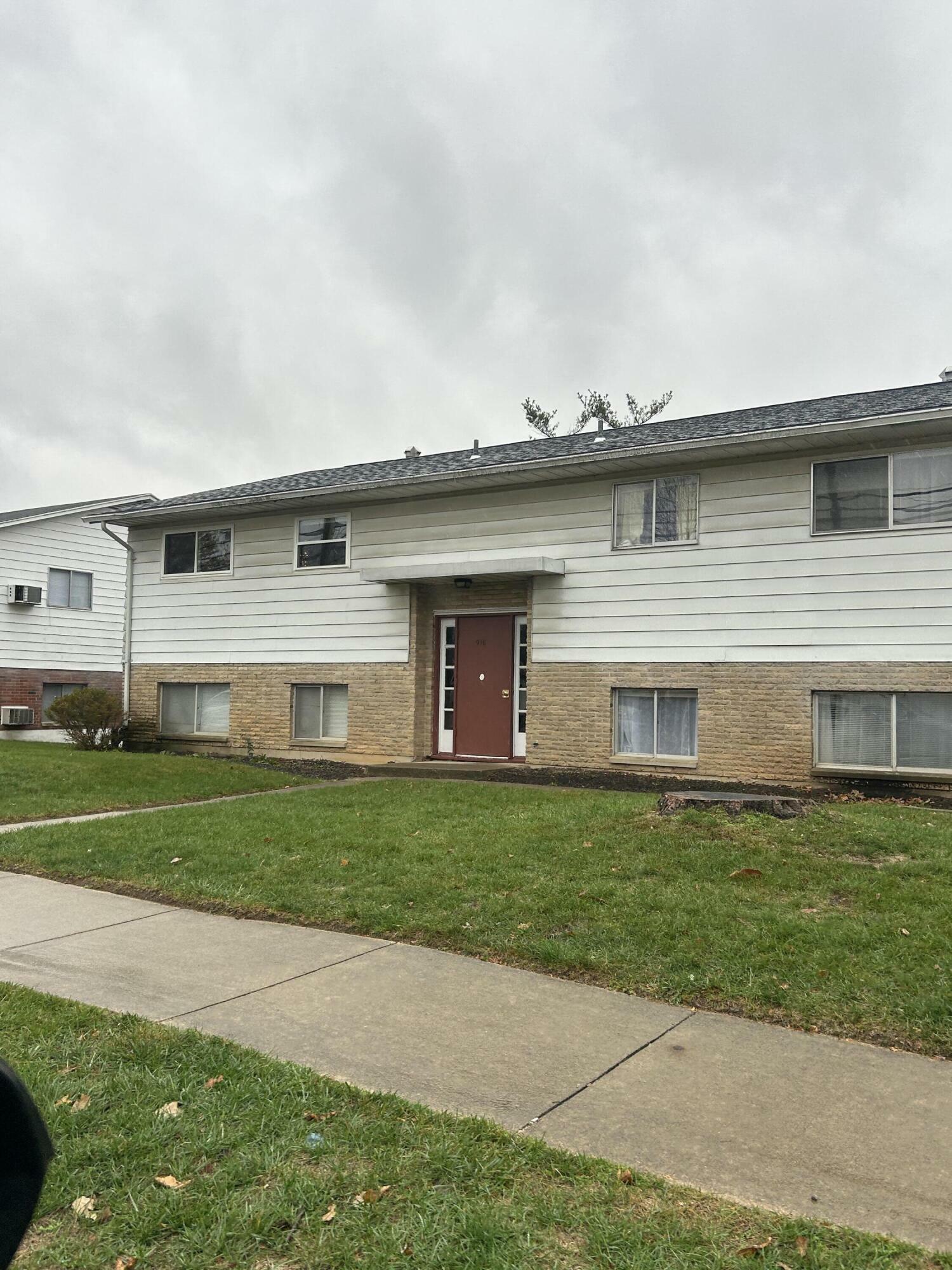 Property Photo:  910 W Lake Avenue  OH 45344 