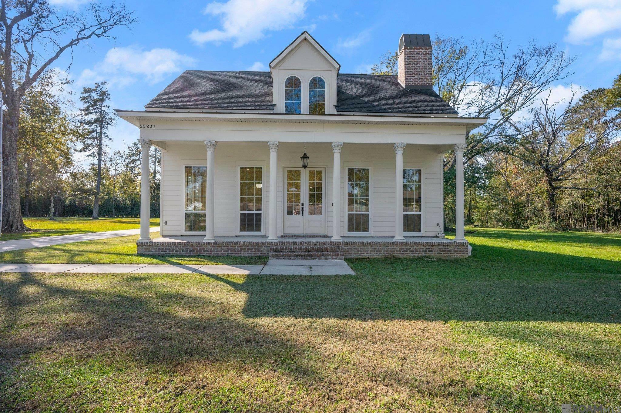 Property Photo: 25237 Denver St LA 70726