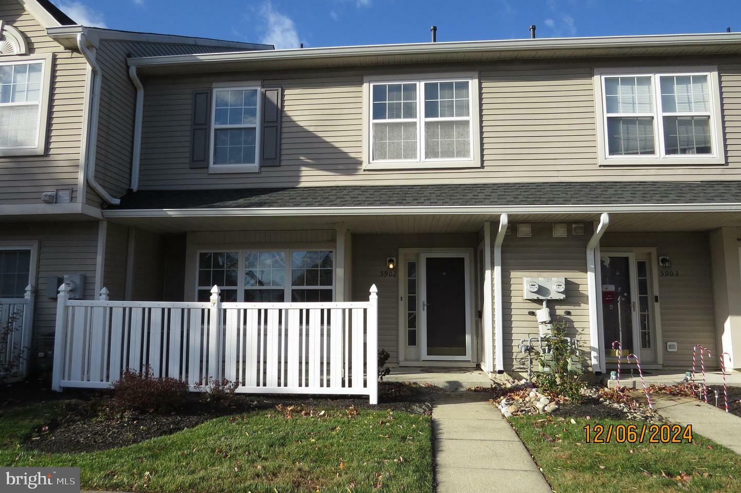 5902 Coventry Way  Mount Laurel NJ 08054 photo