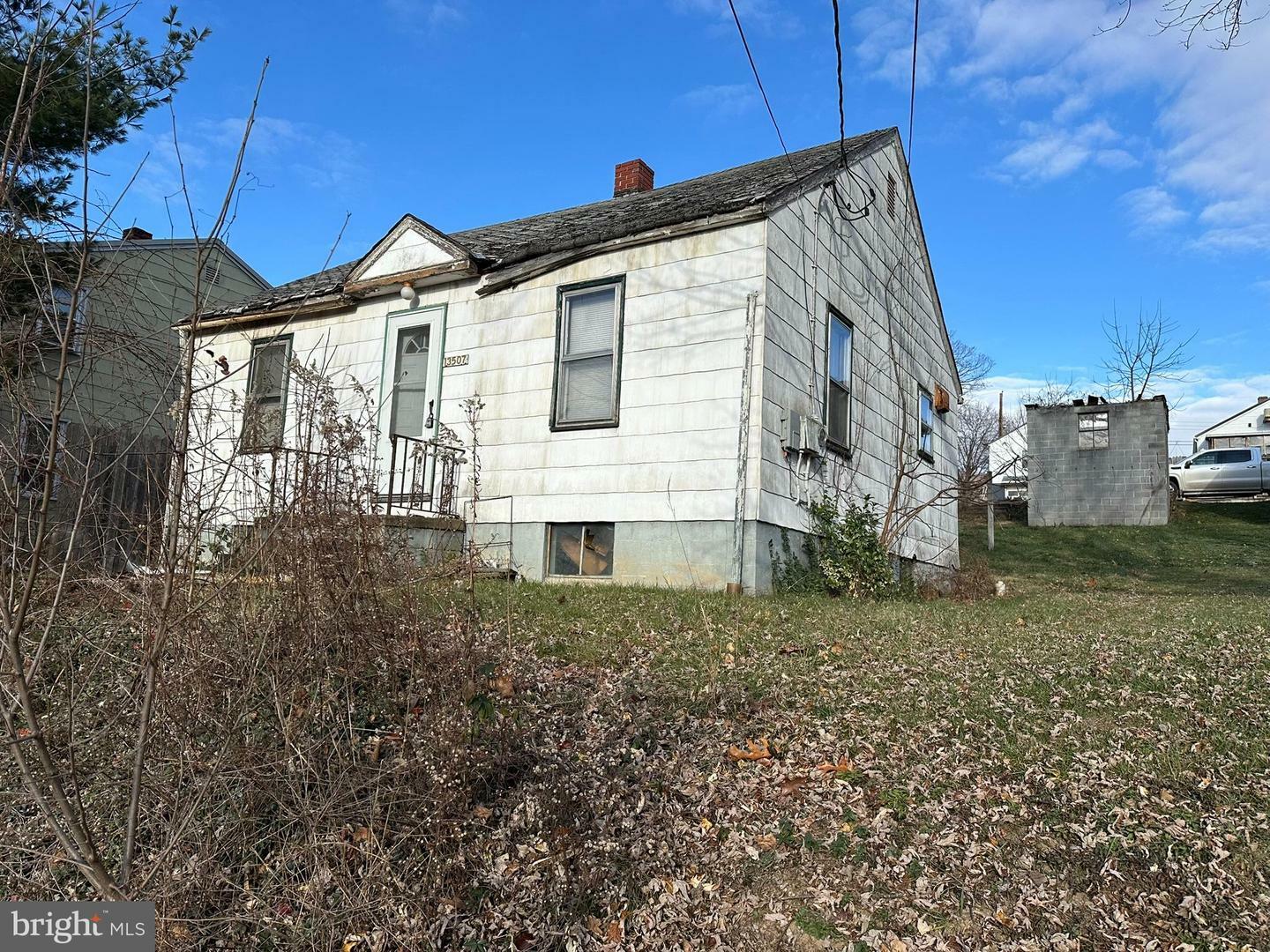 Property Photo:  13507 McMullen Highway SW  MD 21502 