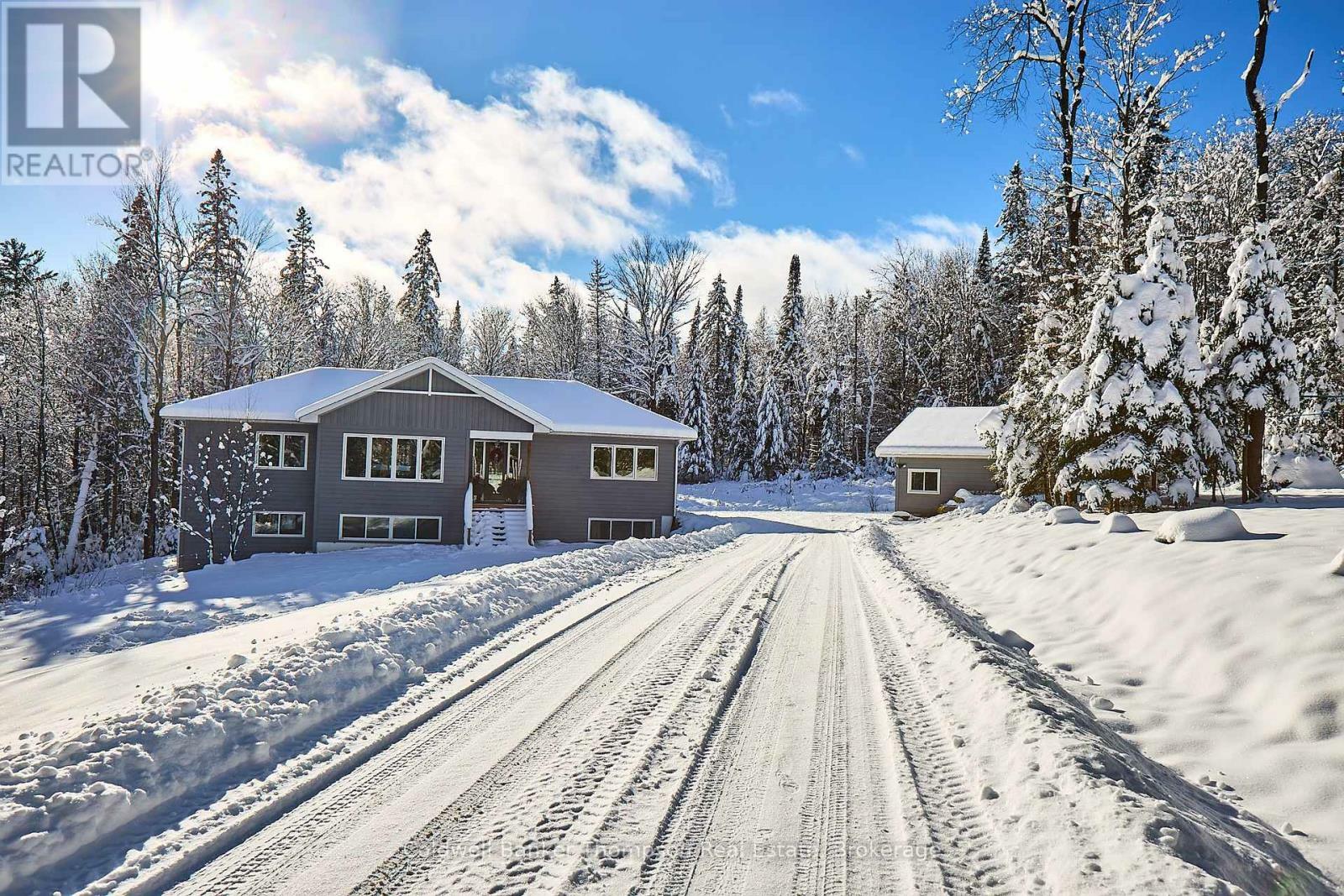 Photo de la propriété:  575 Britannia Road  ON P1H 2J3 