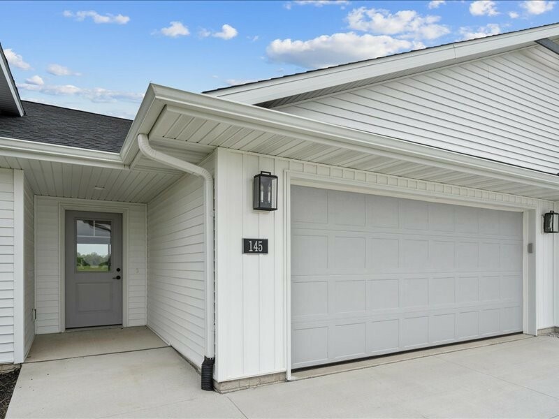Property Photo: 145 Hackberry Drive IA 52324