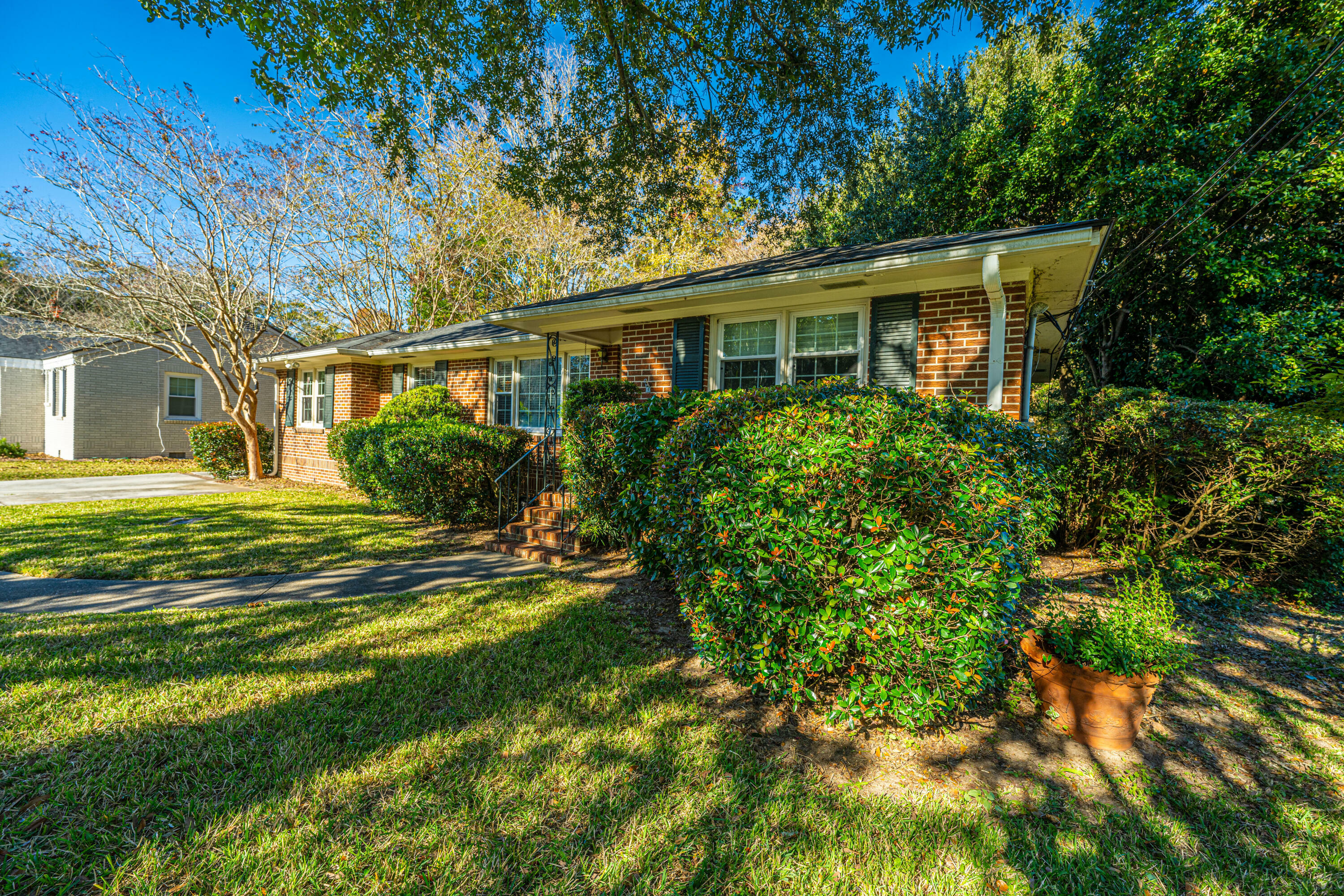 Property Photo:  434 Rotherwood Drive  SC 29407 