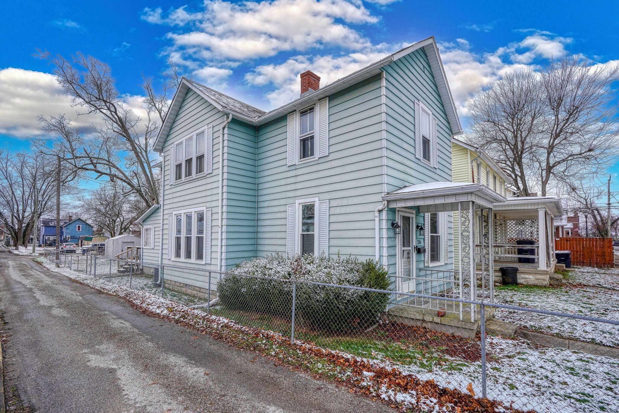 Property Photo:  136 W 5th Avenue  OH 43130 