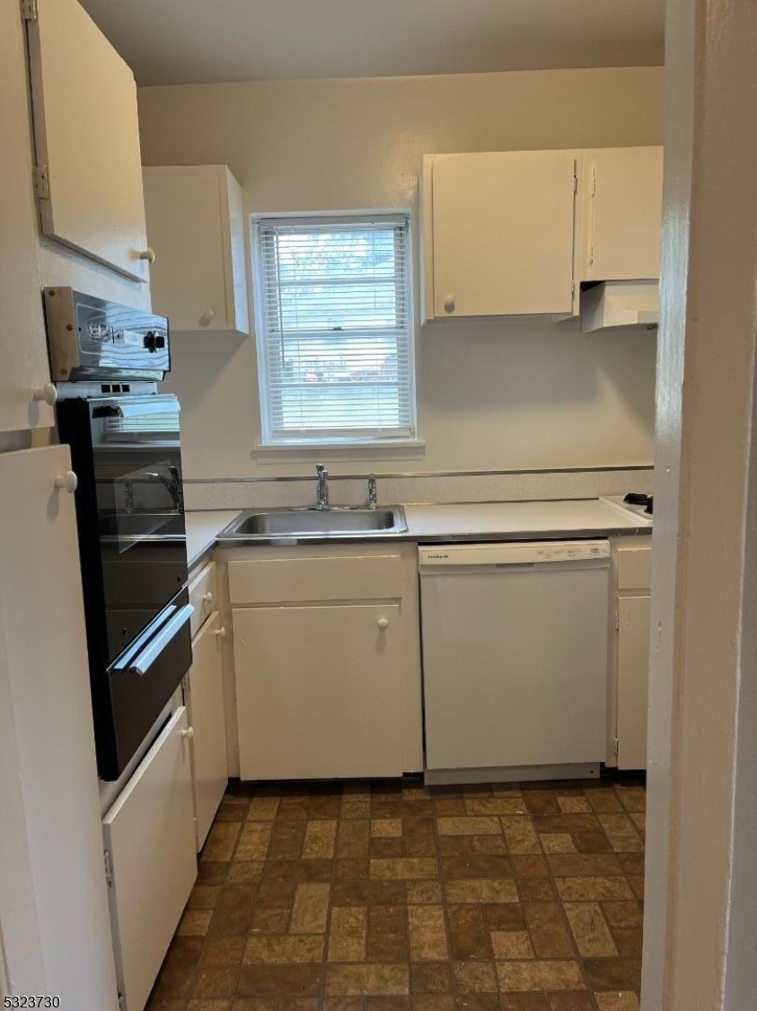 354 S Orange Ave 2D  South Orange Village Twp. NJ 07079 photo