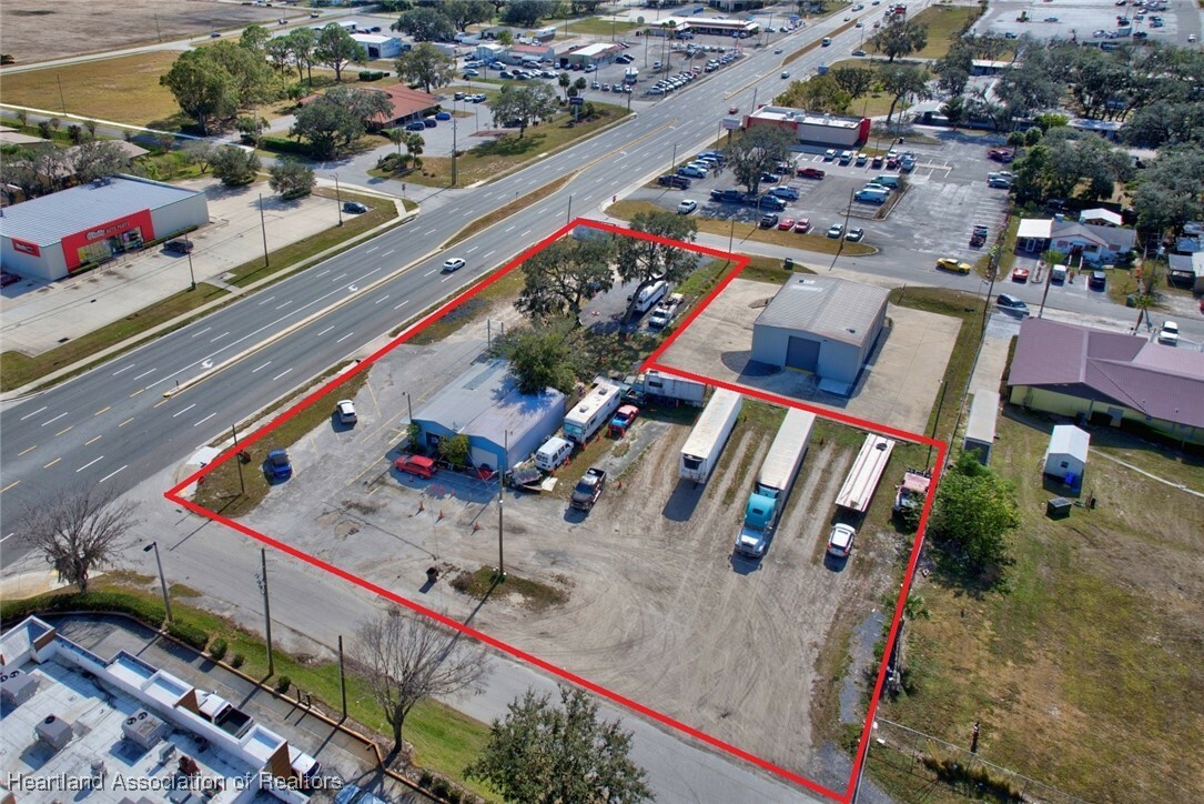 Property Photo:  500+520 US-27 Highway  FL 33825 