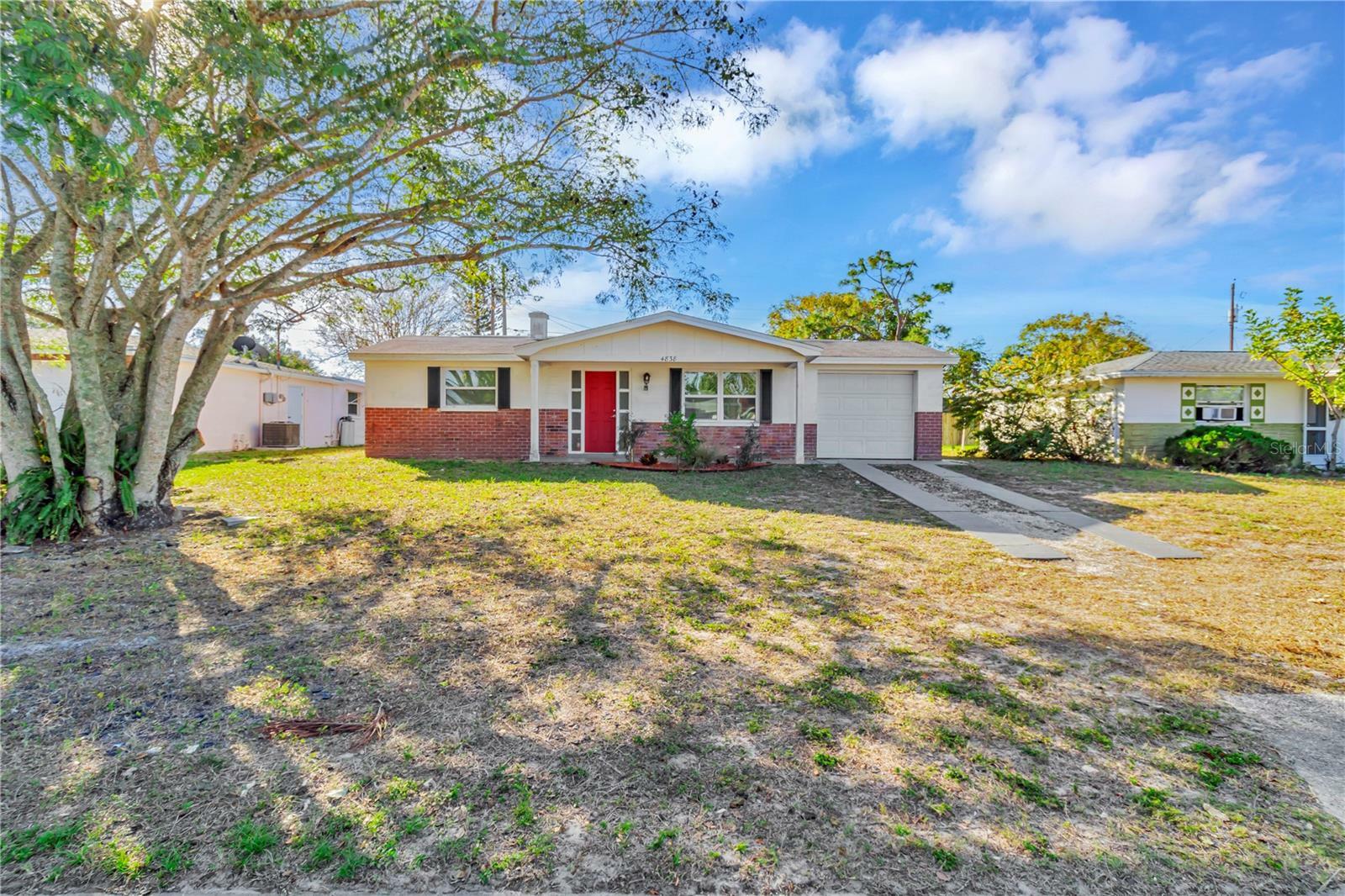 Property Photo:  4838 Longwood Avenue  FL 34690 