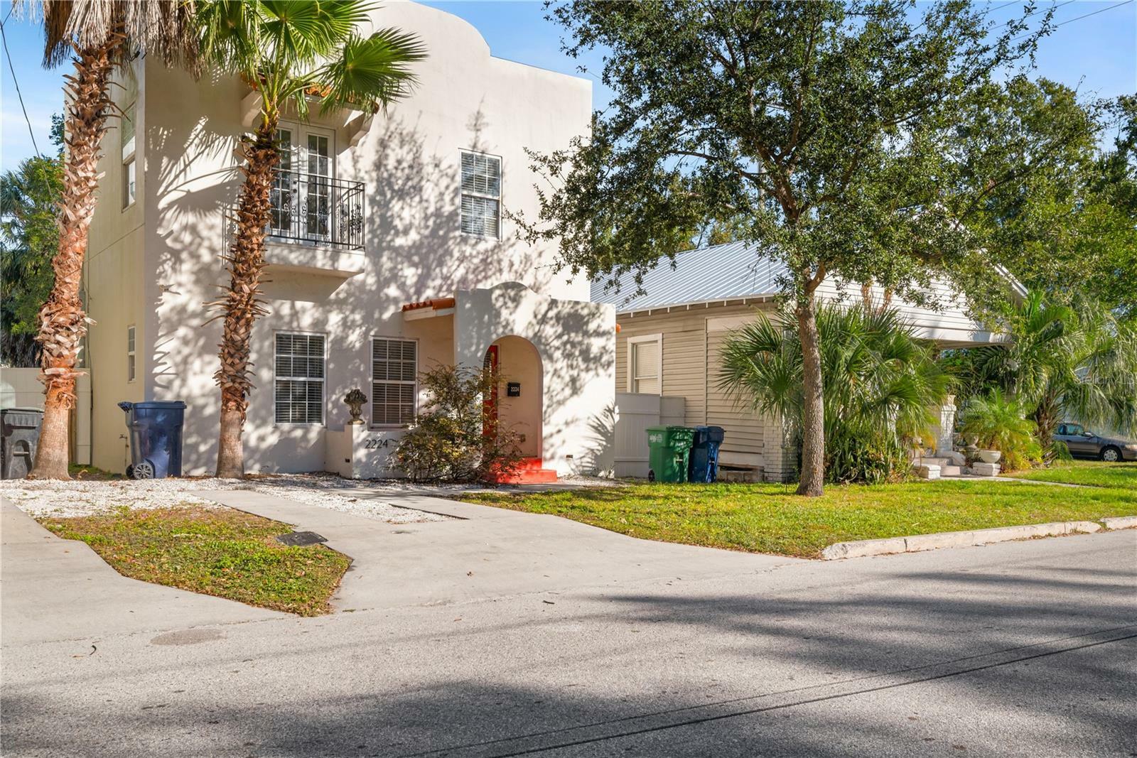 Property Photo:  2224 E 10th Avenue  FL 33605 