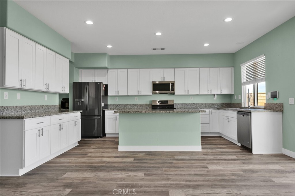 Property Photo: 10933 Admirals Bay Street CA 92392