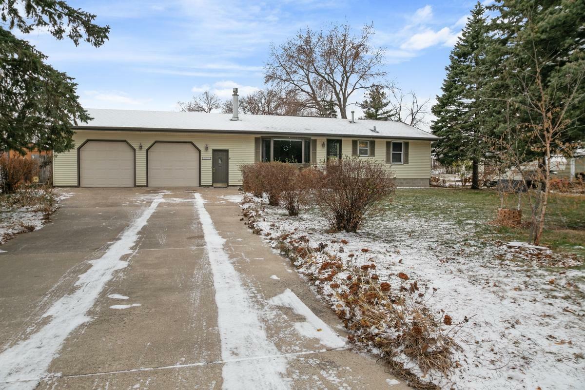 Property Photo:  3173 Aadland Avenue NE  MN 55313 