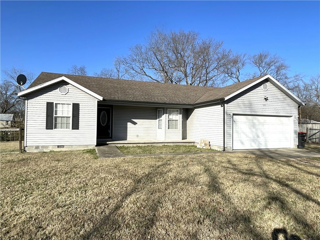 Property Photo: 111 W 1st Street MO 64856