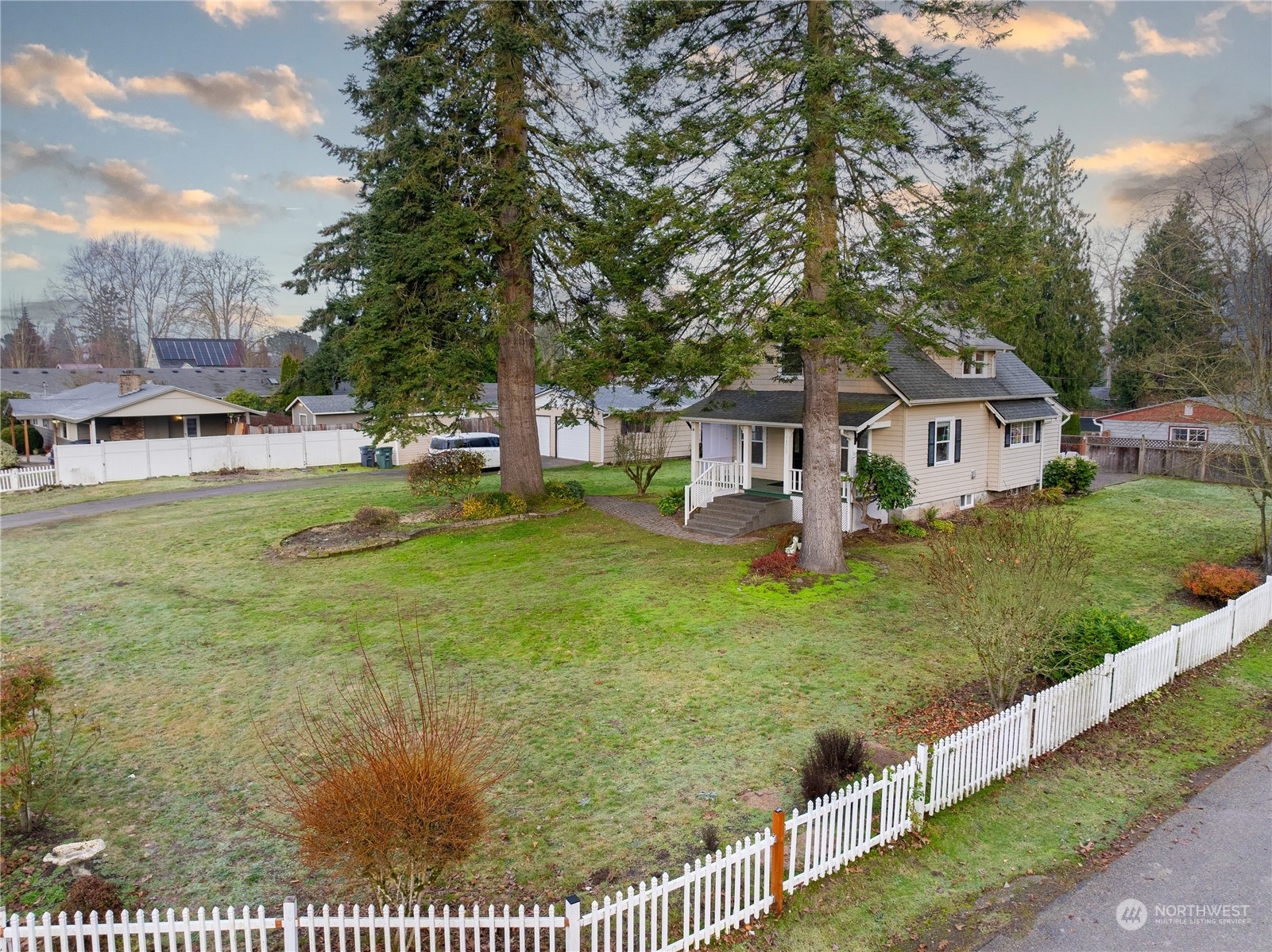 Property Photo:  14515  80th Street E  WA 98372 