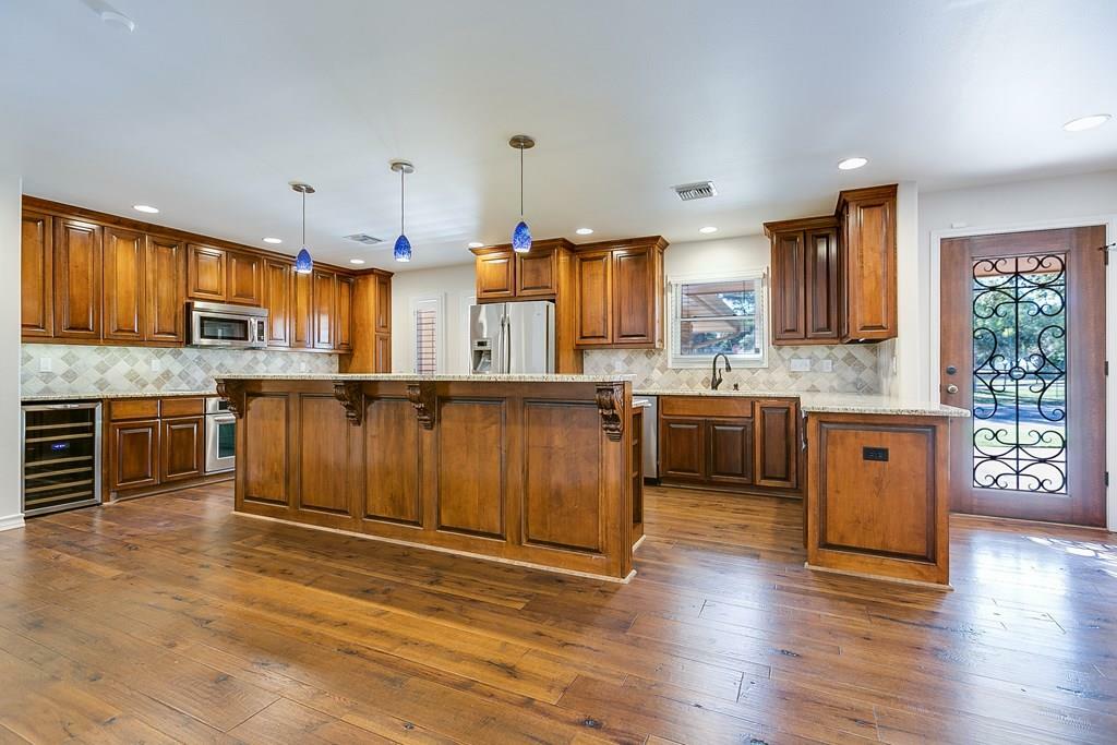 Property Photo:  1642 La Villa Circle  TX 76904 