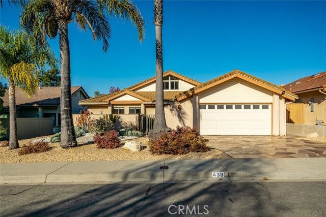 Property Photo:  438 Woodbridge Street  CA 93401 