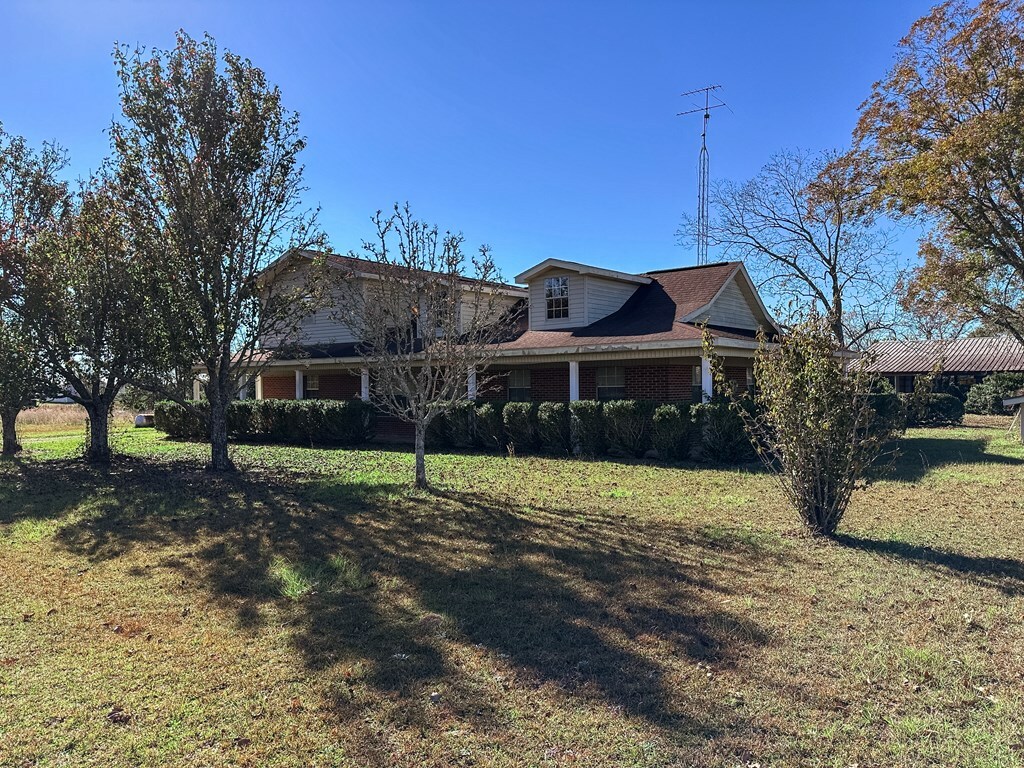 Property Photo:  2760 County Road 13  AL 36345 