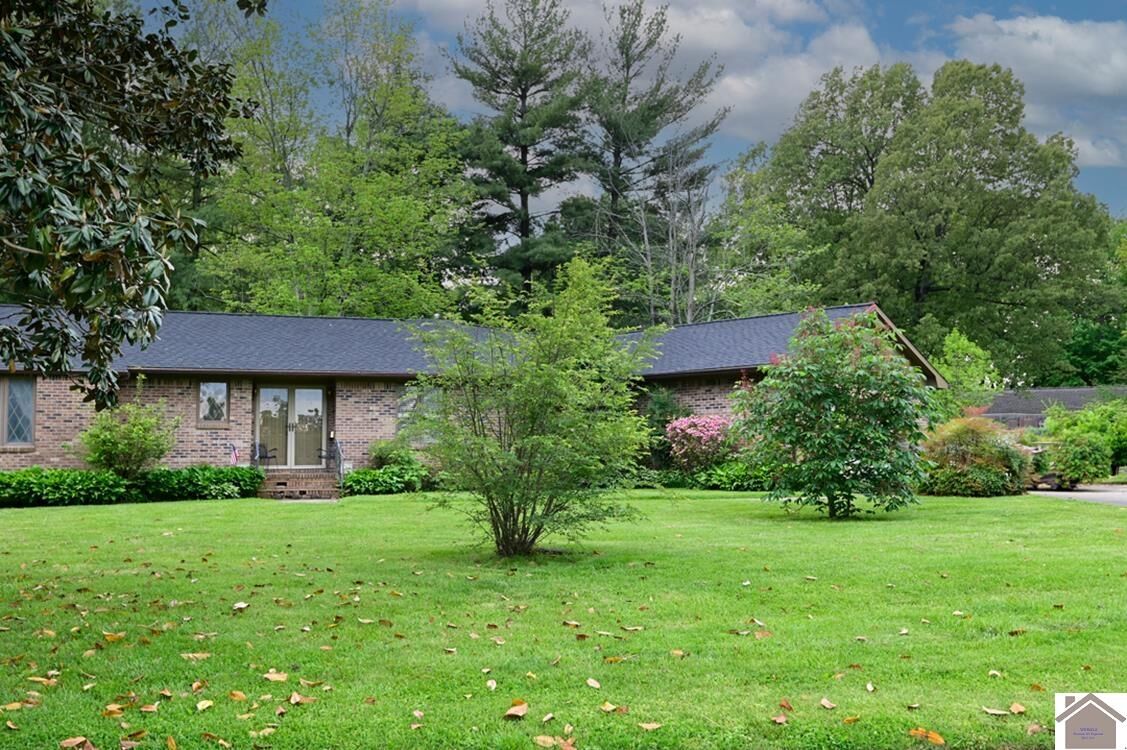 Property Photo: 4272 Forest Cove KY 42001