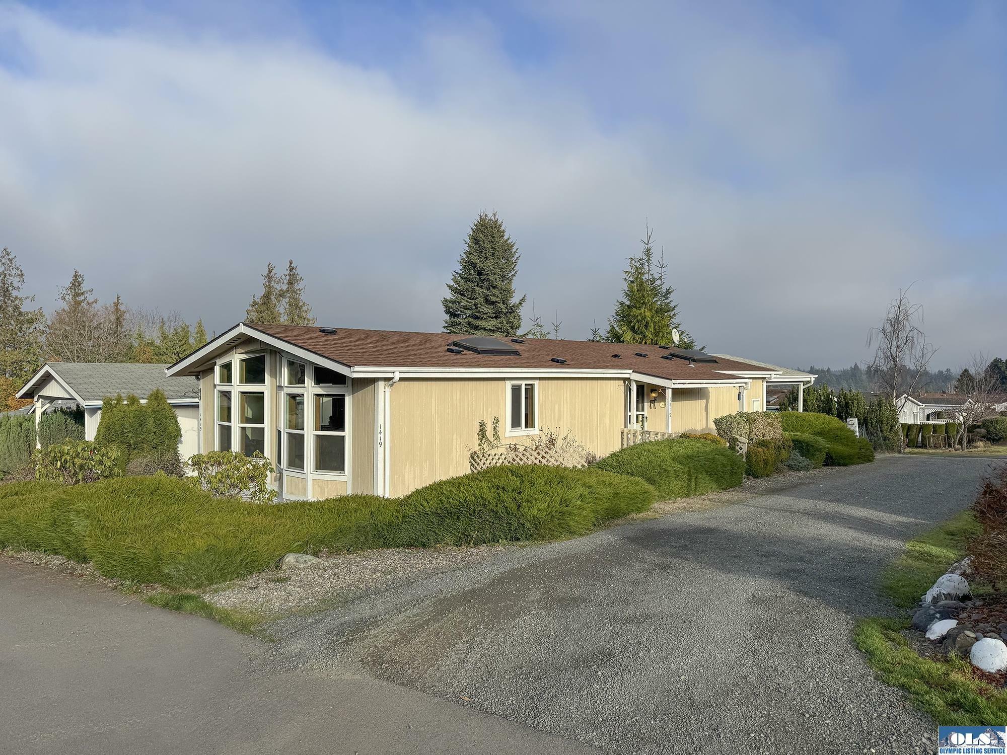 Property Photo:  1419 View Vista Park  WA 98362 