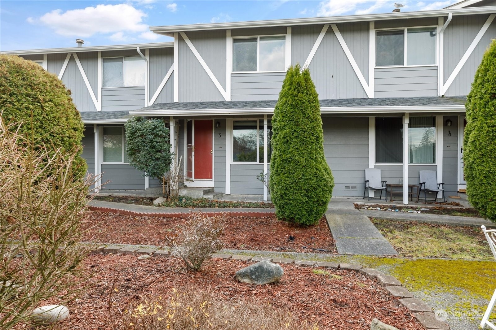 Property Photo:  685 SE Ireland Street 3  WA 98277 