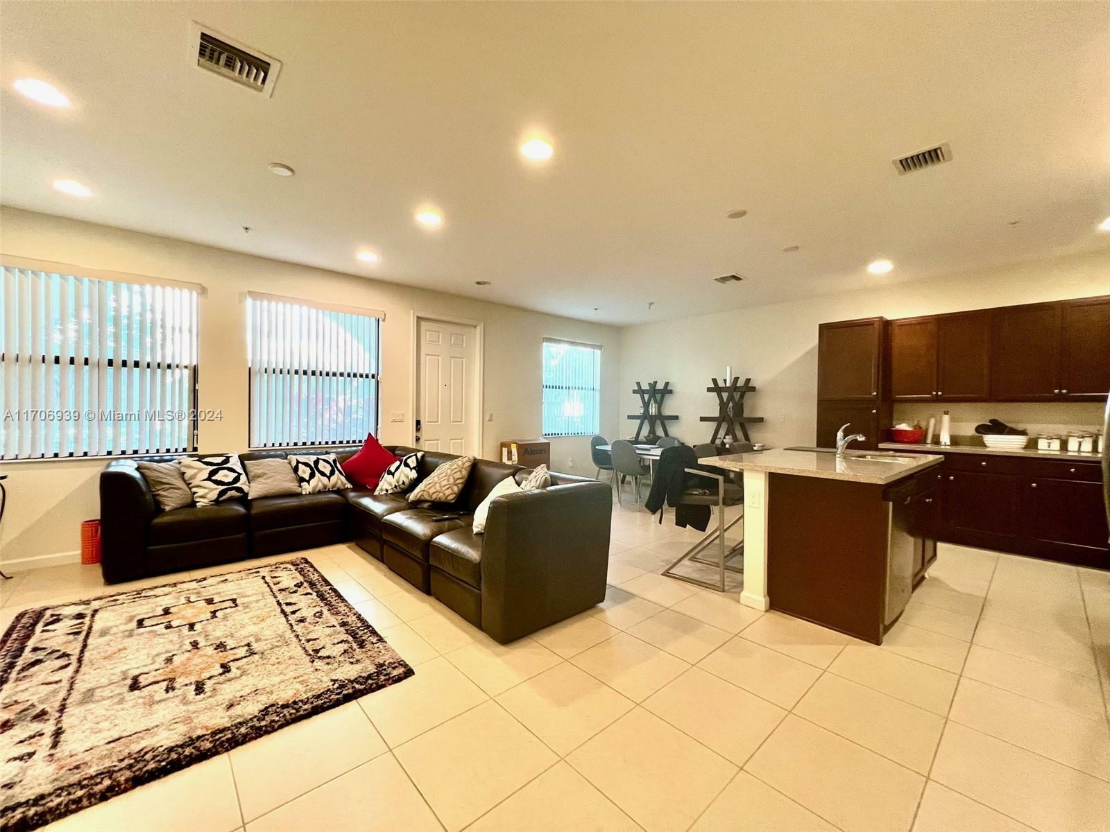 Property Photo:  12585 NW 32nd Mnr  FL 33323 