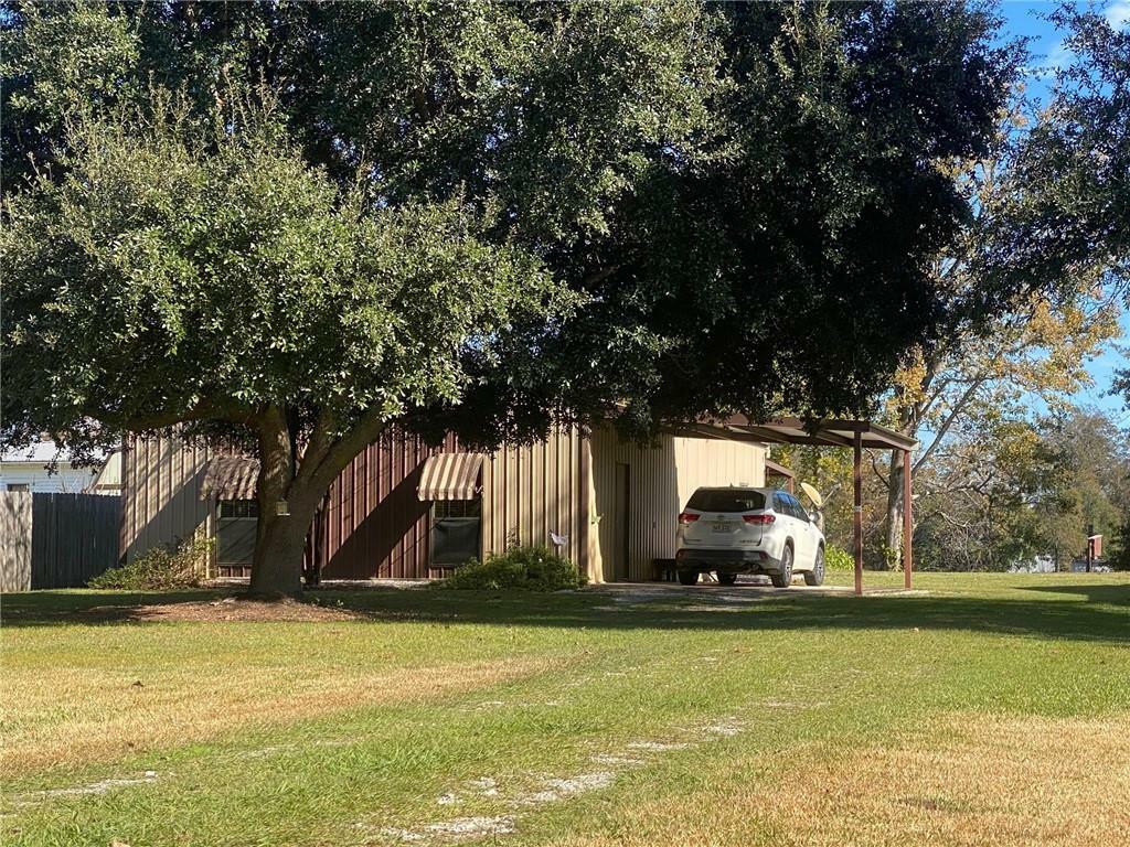 Property Photo: 1877 Hwy 600 LA 71343