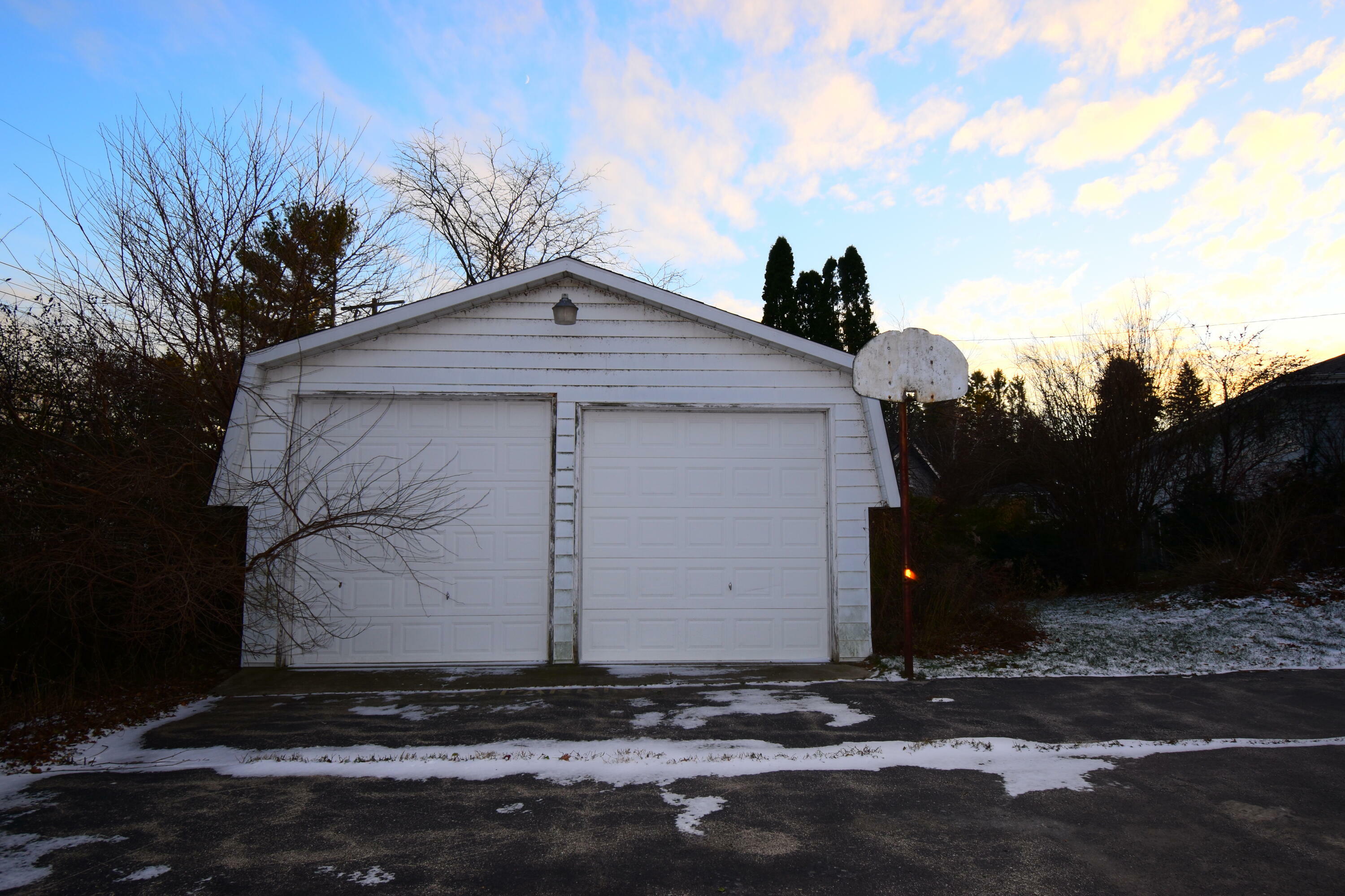 Property Photo:  1510 4th Ave  WI 53024 