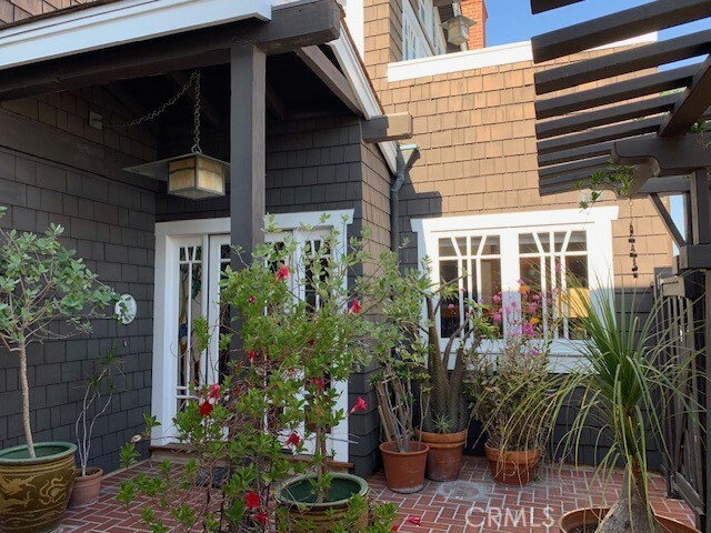 Property Photo:  1508 Balboa Avenue  CA 92662 