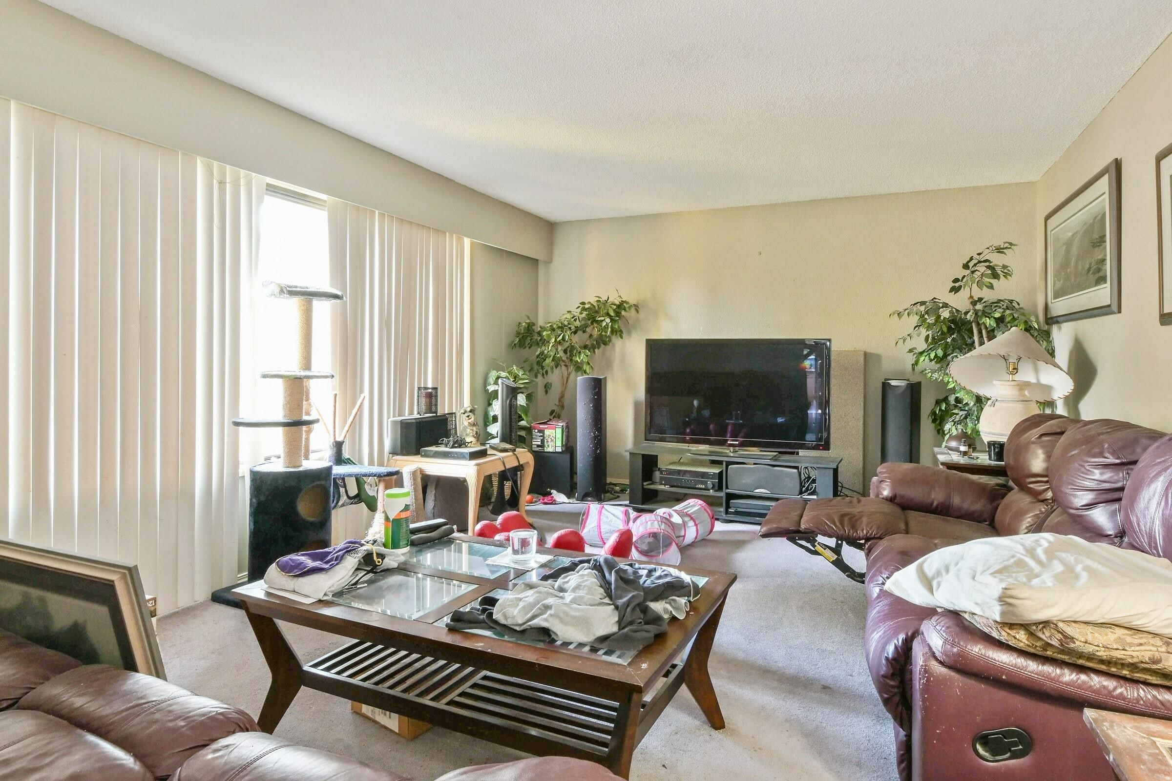 Property Photo:  1543 Lee Street  BC V4B 4R1 