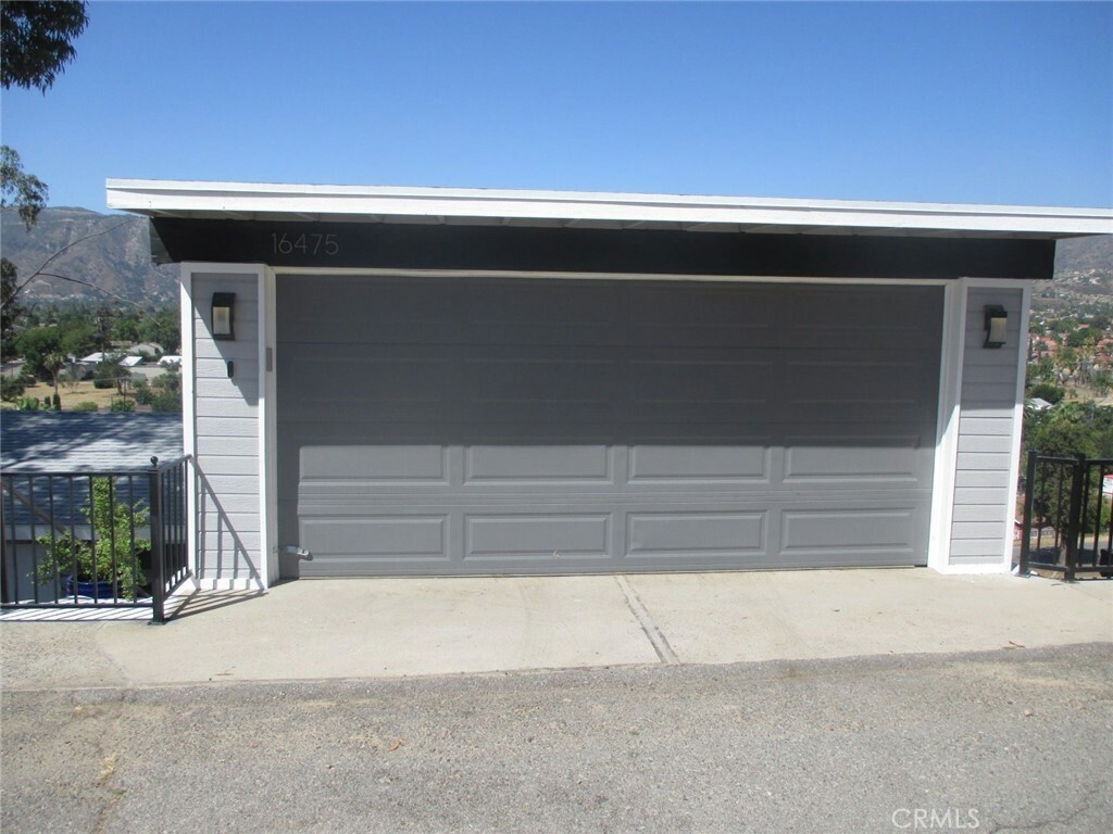 Property Photo:  16475 Bailey Street  CA 92530 