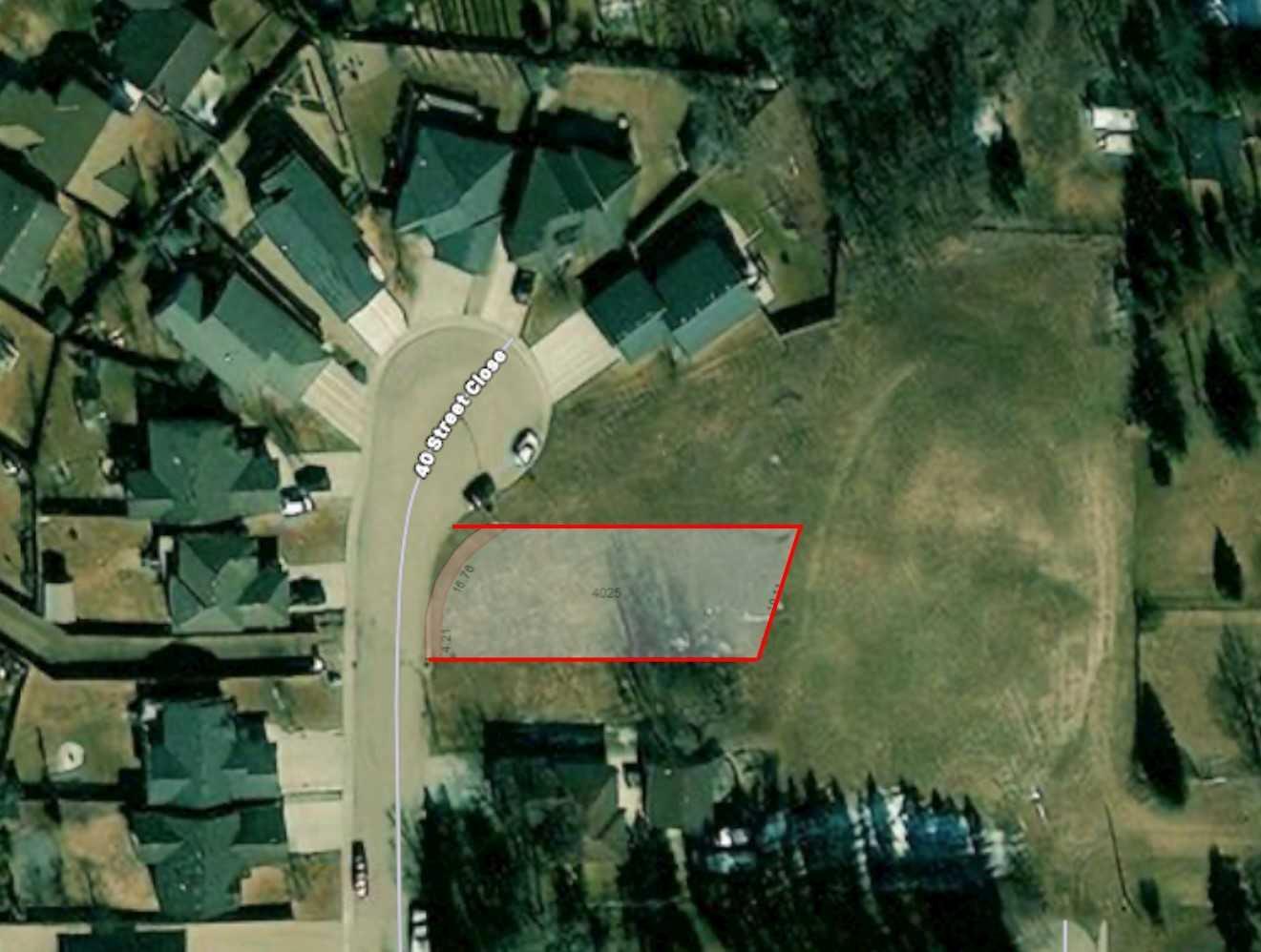 Photo de la propriété: 4025 40 Street Close AB T4J 1A9