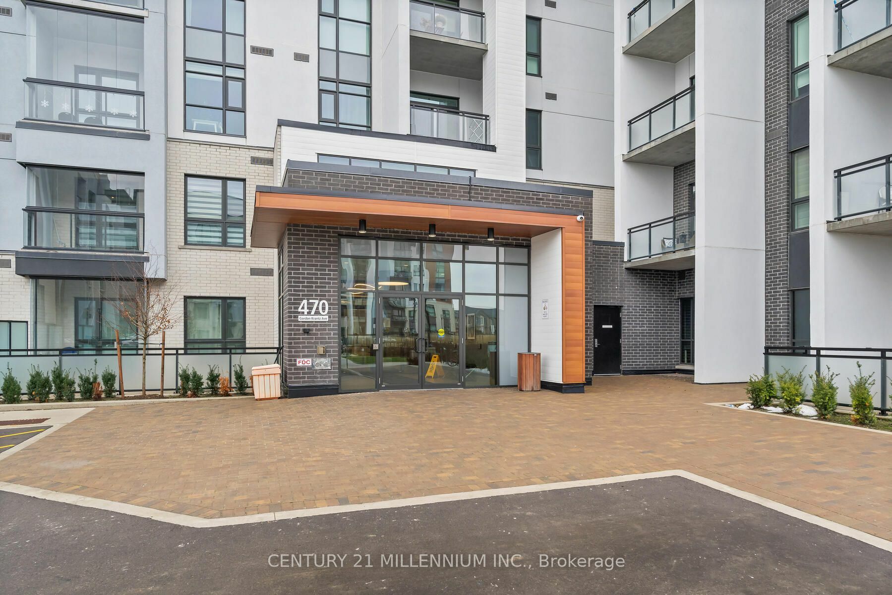 Property Photo:  470 Gordon Krantz Ave 311  ON L9E 1Z3 