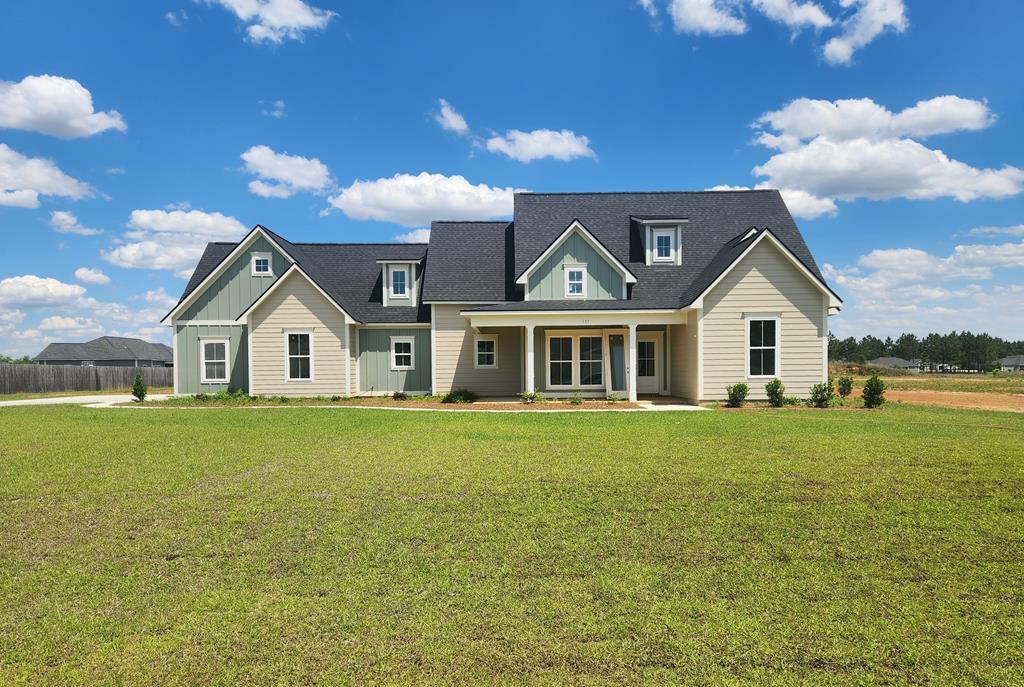 Property Photo: 111 Scarlet Way GA 31763