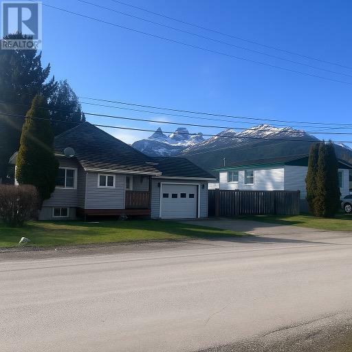 1171 1st Avenue  Fernie BC V0B 1M0 photo