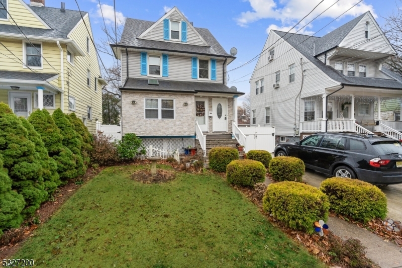 Property Photo:  53 Poplar Ave 2  NJ 07601 