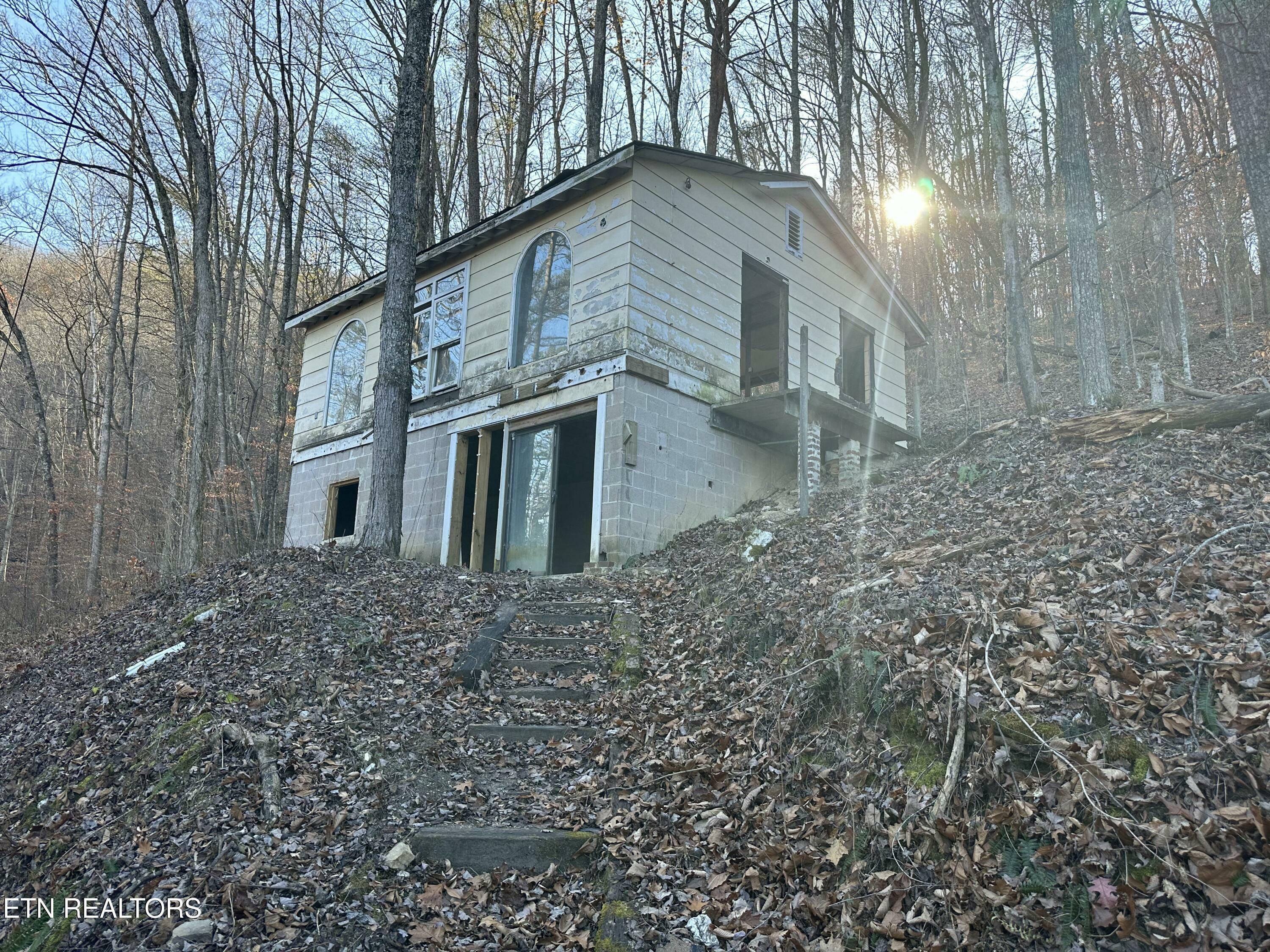 Property Photo:  188 White Oak Lane  TN 37714 