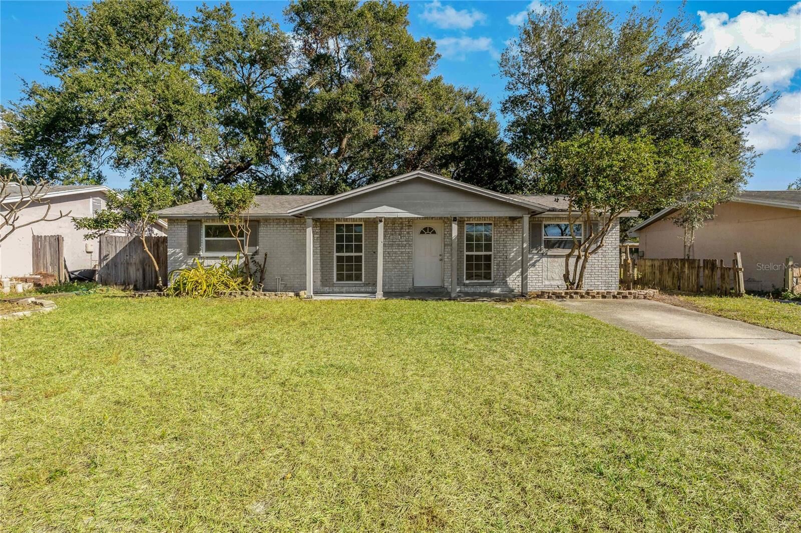 Property Photo:  1025 Fairwood Avenue  FL 33759 