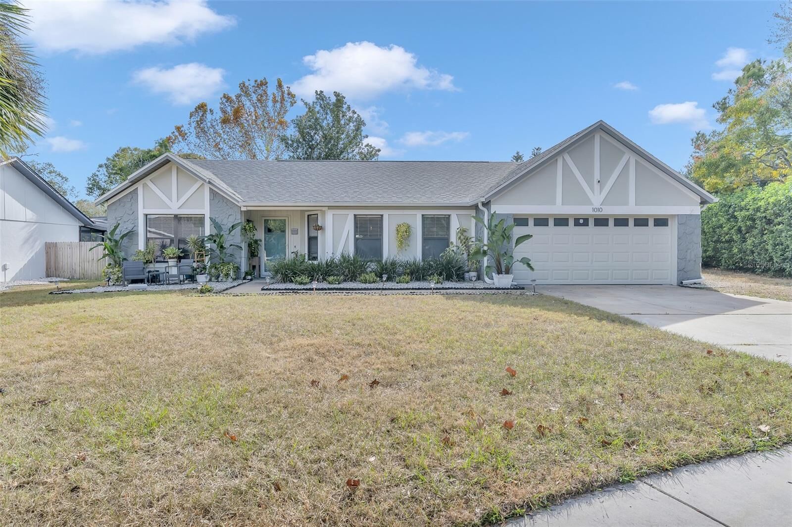Property Photo:  1010 Chance Cove  FL 32765 