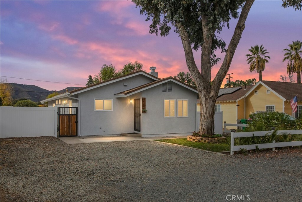 Property Photo:  24705 1st Avenue  CA 92562 