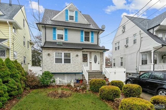 Property Photo:  53 Poplar Avenue  NJ 07601 