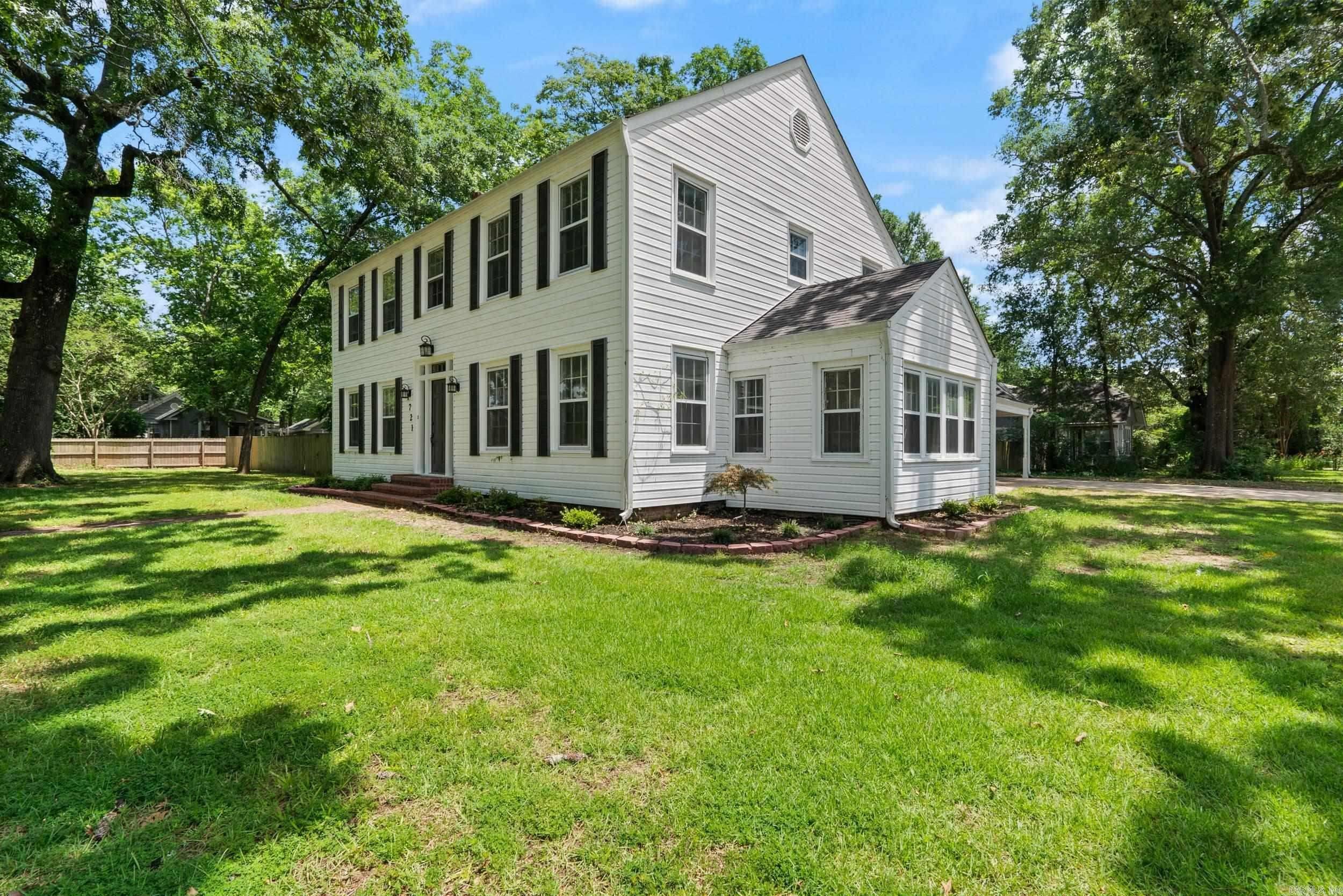 Property Photo:  1721 Scott Street  AR 72034 