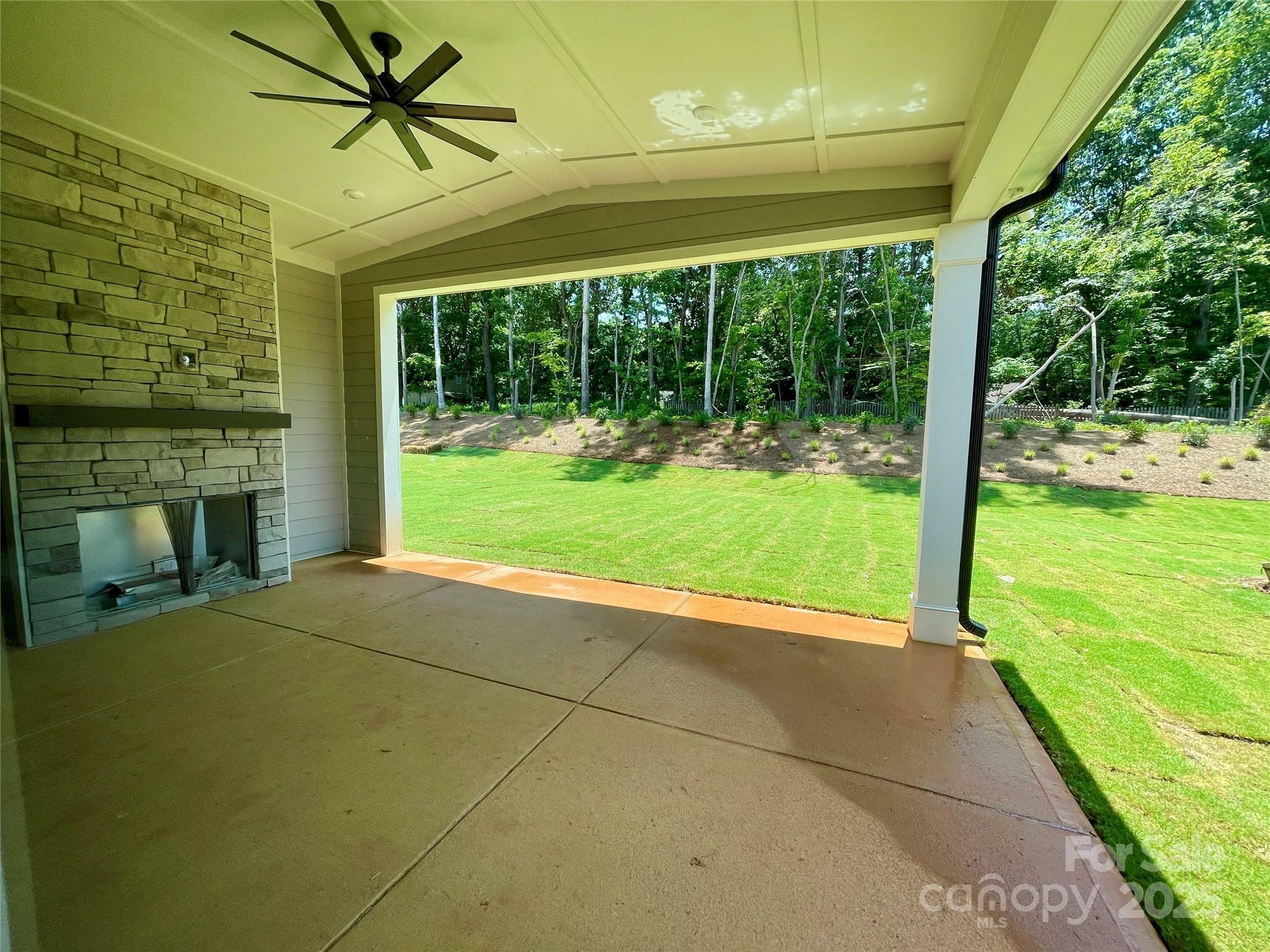 Property Photo: 2007 Kendall Drive 6 NC 28173